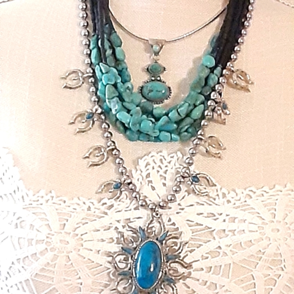 Southwestern style Necklace lot